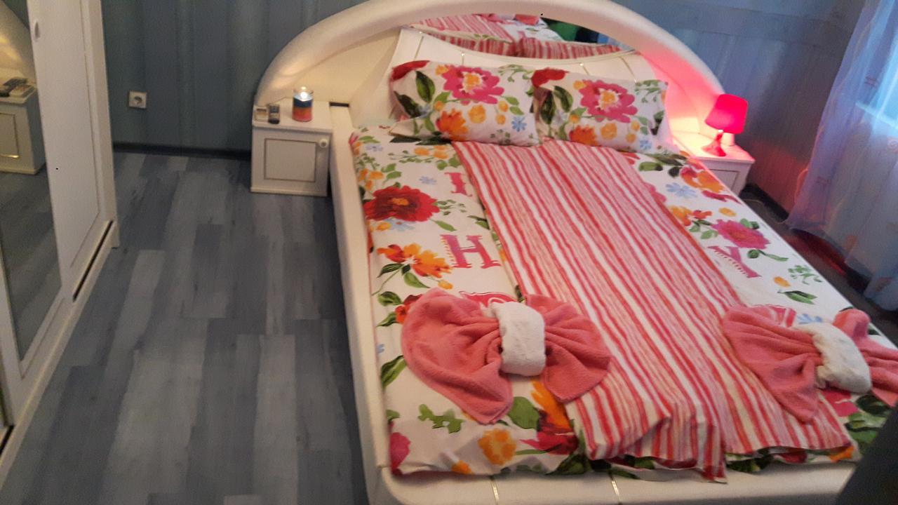 Guesthouse Jasmin Sapareva Banya Bagian luar foto